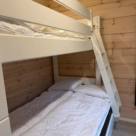 Modern Villajoenhelmi With Jacuzzi And Sauna Villa