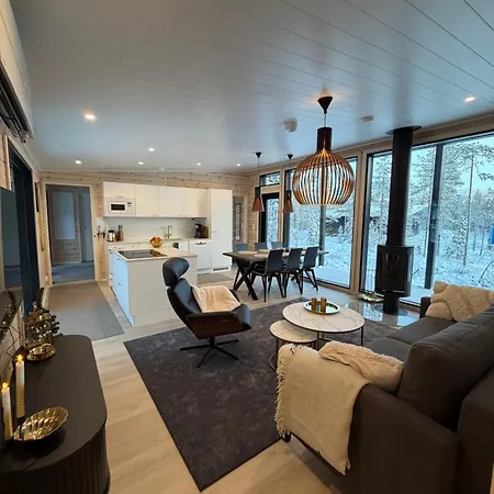 Modern Villajoenhelmi With Jacuzzi And Sauna Villa Kuusamo