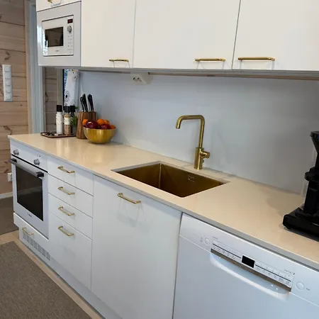 别墅 Modern Villajoenhelmi With Jacuzzi And Sauna