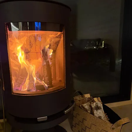 Modern Villajoenhelmi With Jacuzzi And Sauna Villa Kuusamo