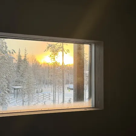 ヴィラ Modern Villajoenhelmi With Jacuzzi And Sauna クーサモ