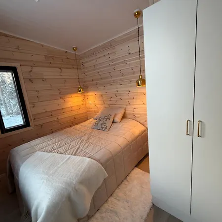 Villa Modern Villajoenhelmi With Jacuzzi And Sauna Kuusamo