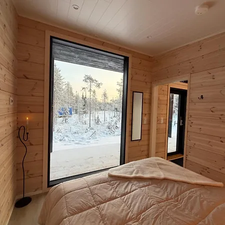 Modern Villajoenhelmi With Jacuzzi And Sauna Kuusamo