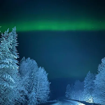 Modern Villajoenhelmi With Jacuzzi And Sauna Villa Kuusamo