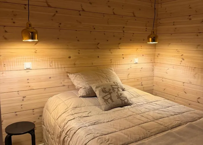 Villa Modern Villajoenhelmi With Jacuzzi&sauna Kuusamo