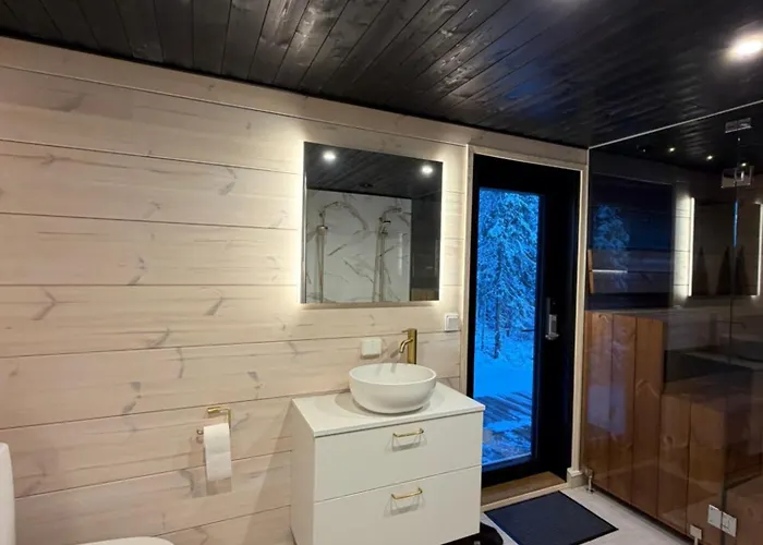 Modern Villajoenhelmi With Jacuzzi&sauna Villa *